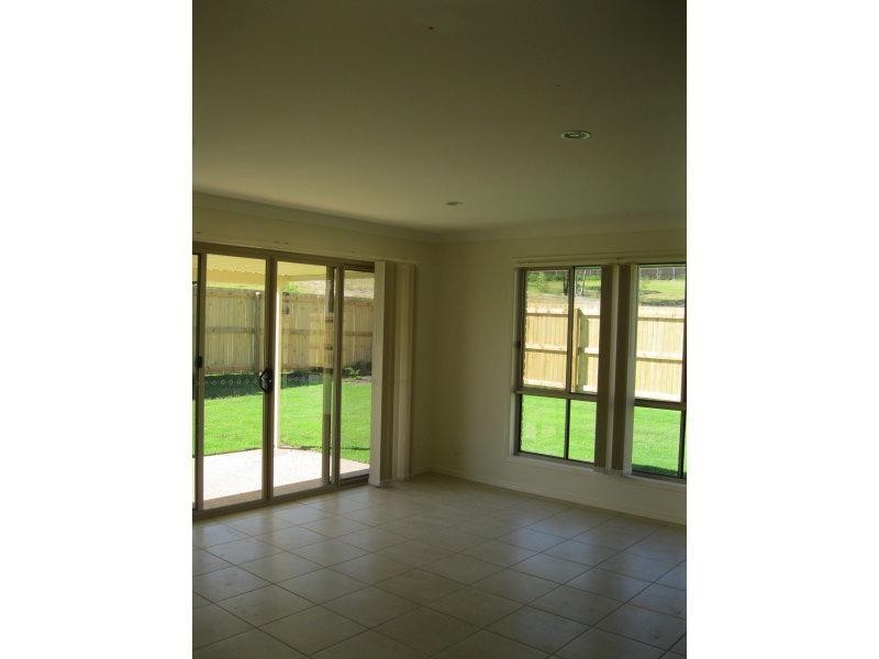 82 Henry  Ct, Brassall QLD 4305