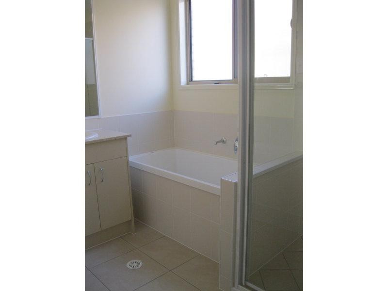 57 Aramac  St, Brassall QLD 4305