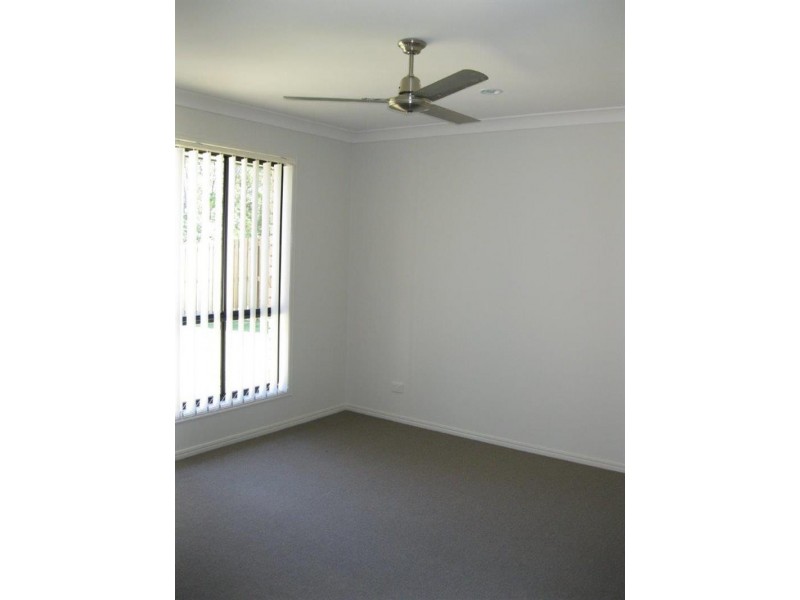 43 Skardon Cres, Brassall QLD 4305