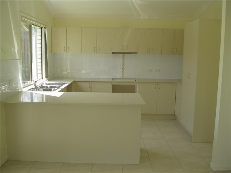 14 Julia  St, Brassall QLD 4305