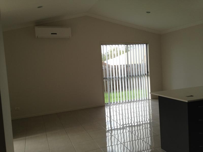 13 Staaten  St, Brassall QLD 4305