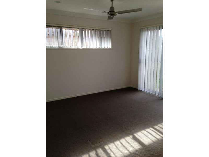 13 Staaten  St, Brassall QLD 4305