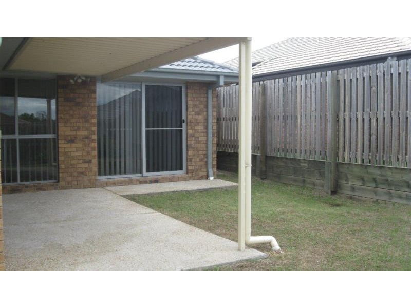 13 Staaten  St, Brassall QLD 4305