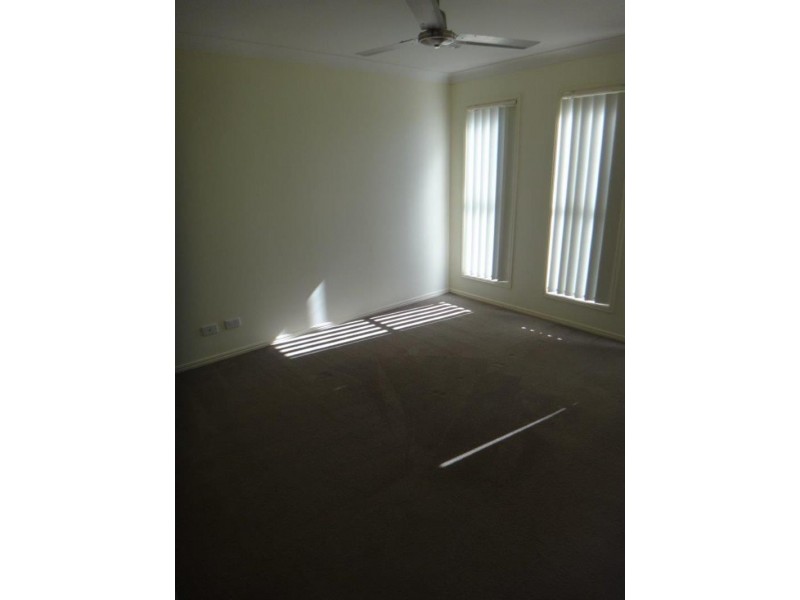 52 Moonlight  Dr, Brassall QLD 4305