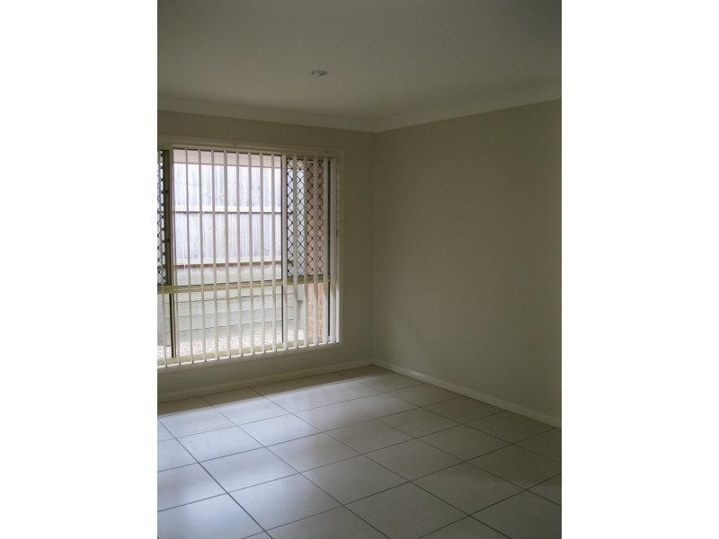 8 Stitz  Ct, Brassall QLD 4305