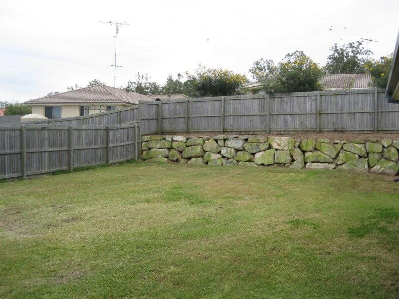 8 Stitz  Ct, Brassall QLD 4305