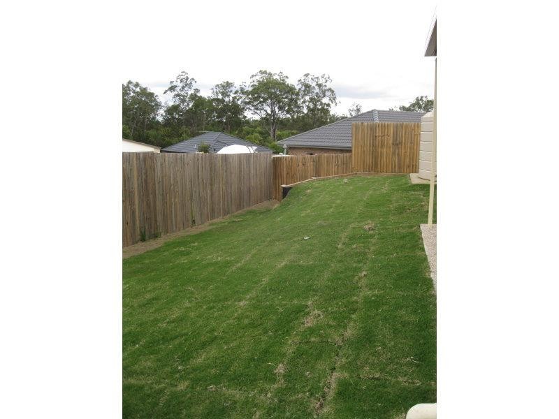 1 Neptune  Cres, Brassall QLD 4305