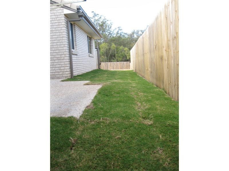 1 Neptune  Cres, Brassall QLD 4305