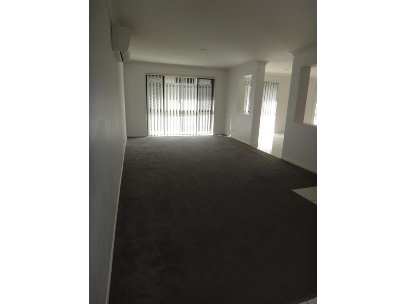 1 Lukin Ct, Brassall QLD 4305