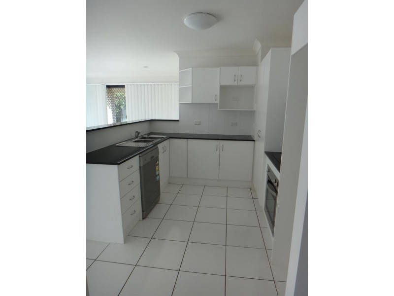 1 Lukin Ct, Brassall QLD 4305