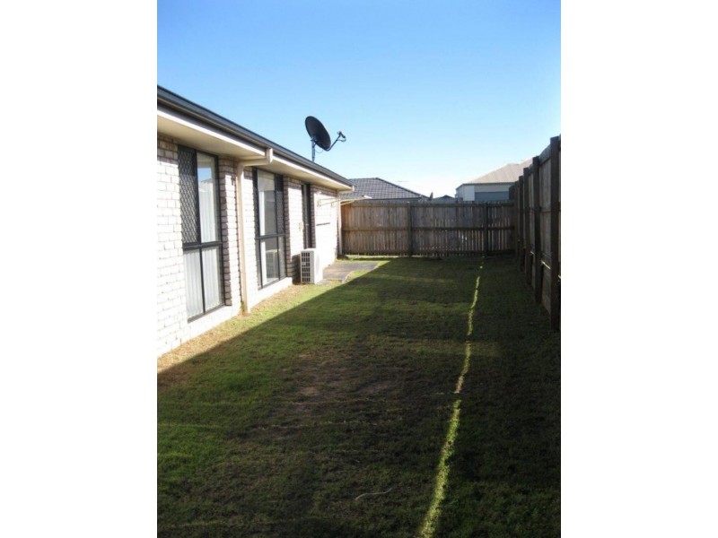 1 Lukin Ct, Brassall QLD 4305