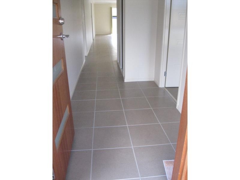 6 Nicole Ct, Redbank QLD 4301