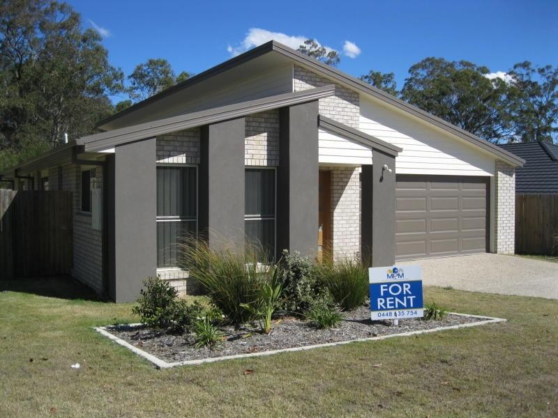 2 Atlantic Dr, Brassall QLD 4305