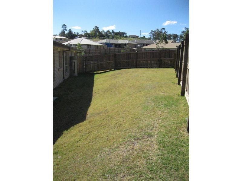 2 Atlantic Dr, Brassall QLD 4305