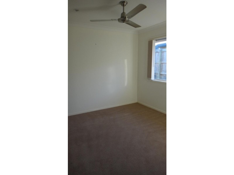 8 Friendship  Pl, Brassall QLD 4305