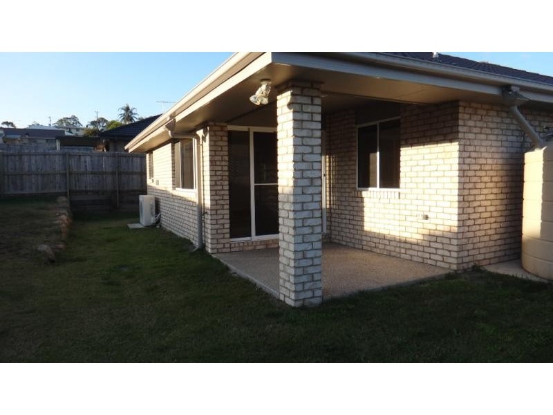 8 Friendship  Pl, Brassall QLD 4305