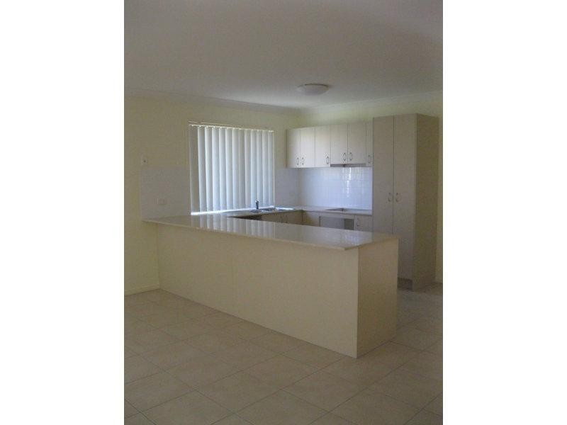 8 Borrowdale  Ct, Brassall QLD 4305