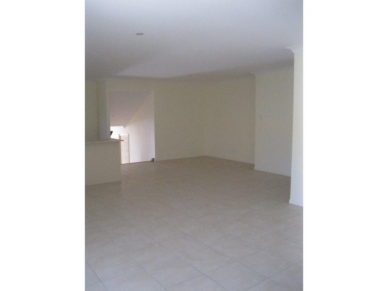 8 Borrowdale  Ct, Brassall QLD 4305