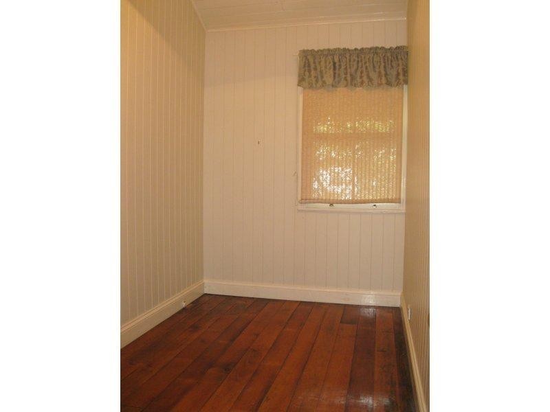 67 Pine Mountain  Rd, North Ipswich QLD 4305