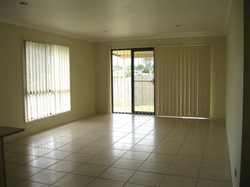 79 Dornoch Cres, Raceview QLD 4305