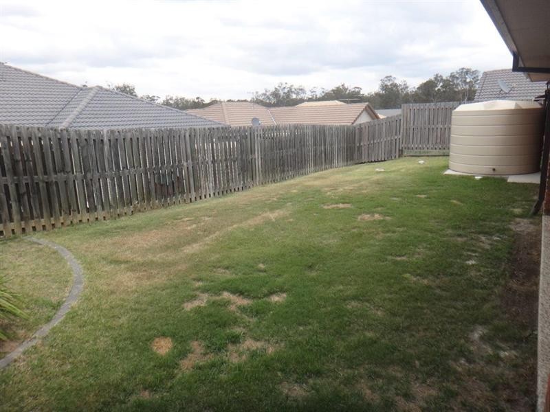 15 Staaten  St, Brassall QLD 4305
