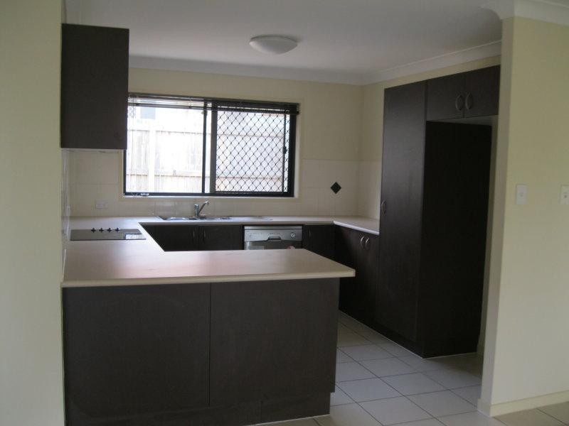 35 Tindle St, Redbank Plains QLD 4301