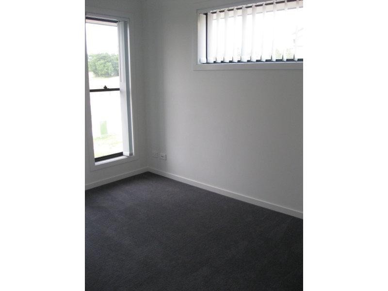 144 Alawoona St, Redbank Plains QLD 4301