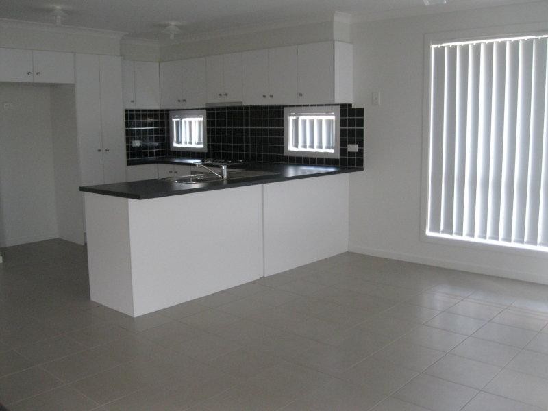 144 Alawoona St, Redbank Plains QLD 4301