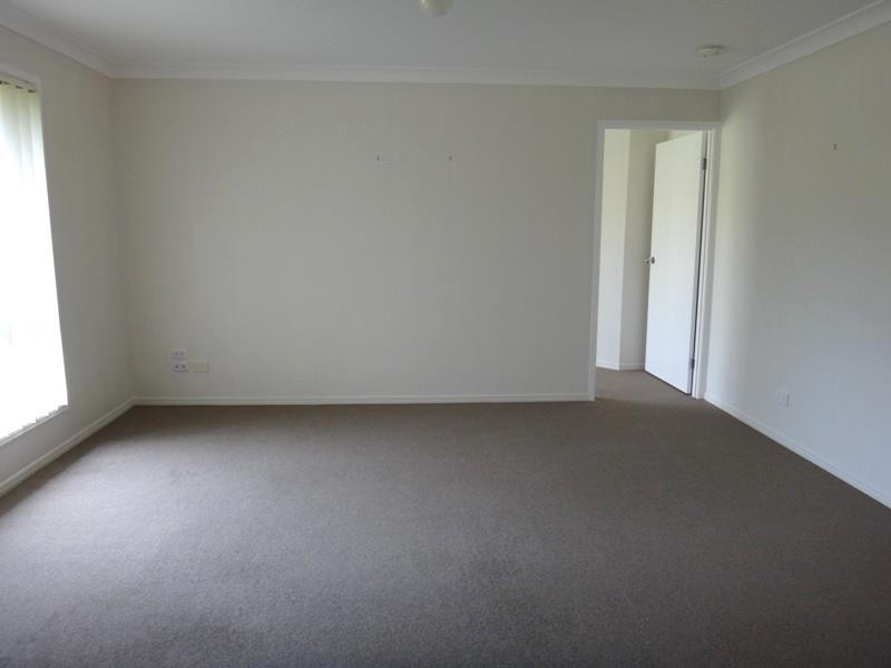 11 Anna  Dr, Raceview QLD 4305