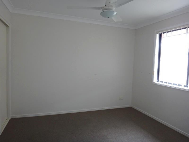 11 Anna  Dr, Raceview QLD 4305