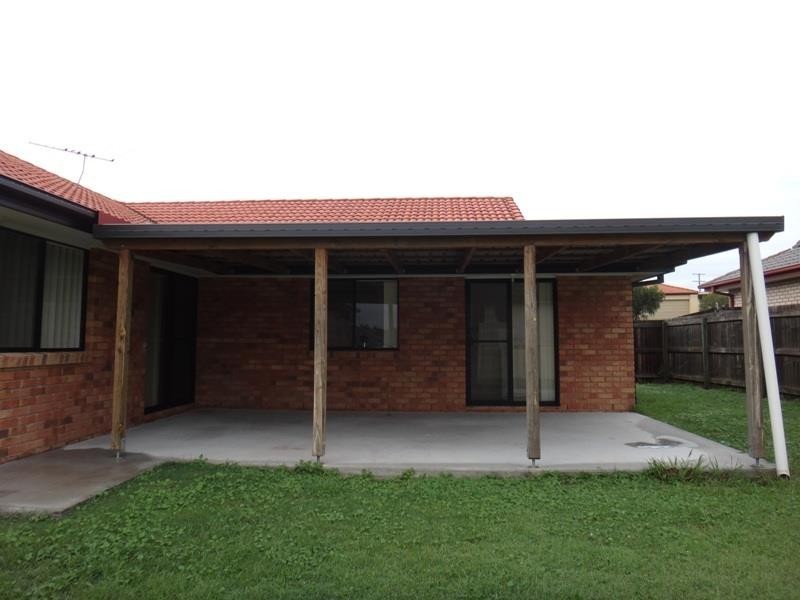 11 Anna  Dr, Raceview QLD 4305