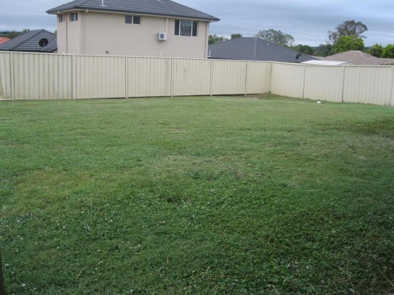 11 Anna  Dr, Raceview QLD 4305