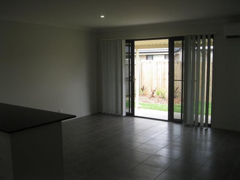 43 McCorry Dr, Collingwood Park QLD 4301