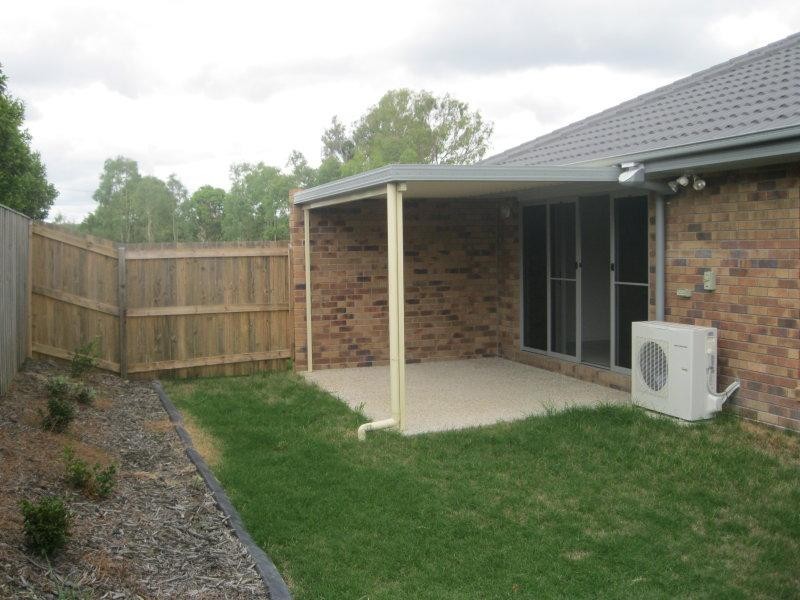 1/20 Tunstall  Way, Brassall QLD 4305