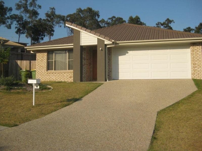 11 Friendship  Pl, Brassall QLD 4305
