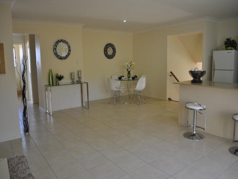 11 Friendship  Pl, Brassall QLD 4305