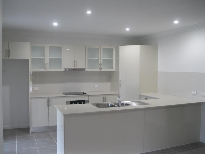 103 Honeywood Dr, Fernvale QLD 4306