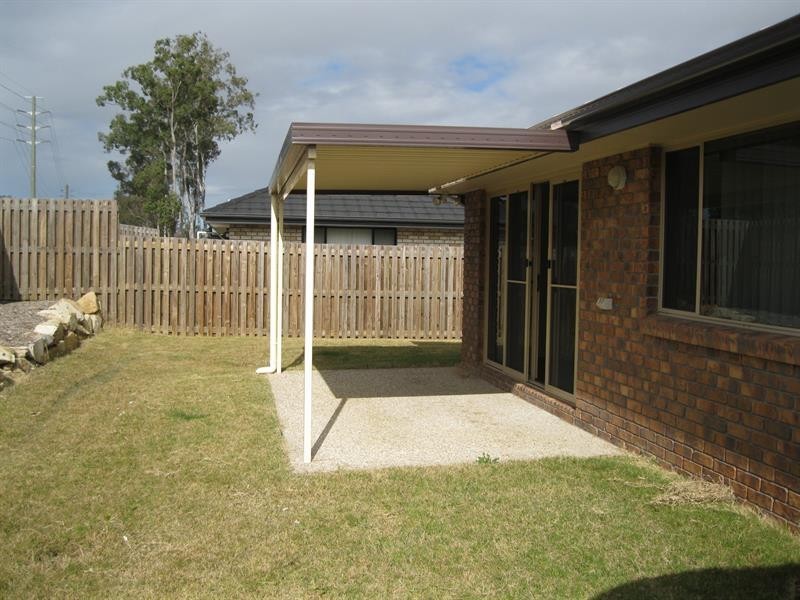 27 Aramac  St, Brassall QLD 4305