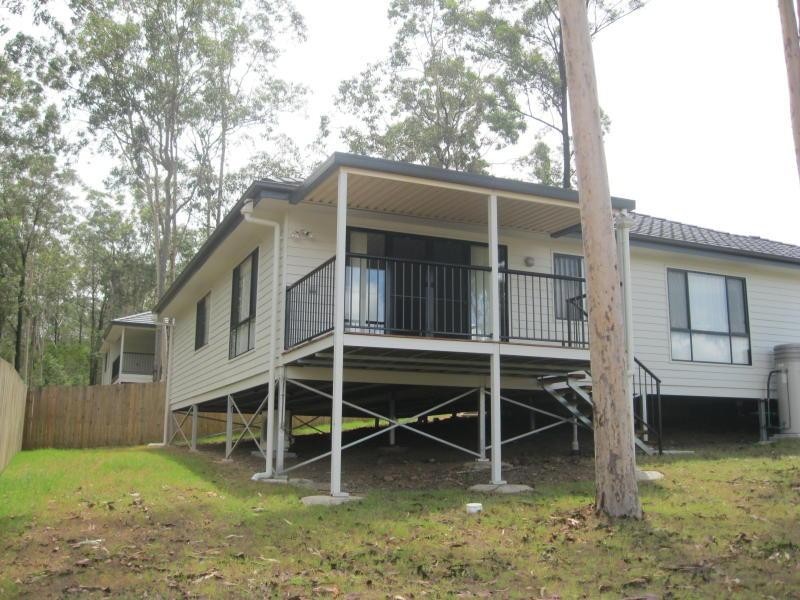 8 Stack St, Collingwood Park QLD 4301