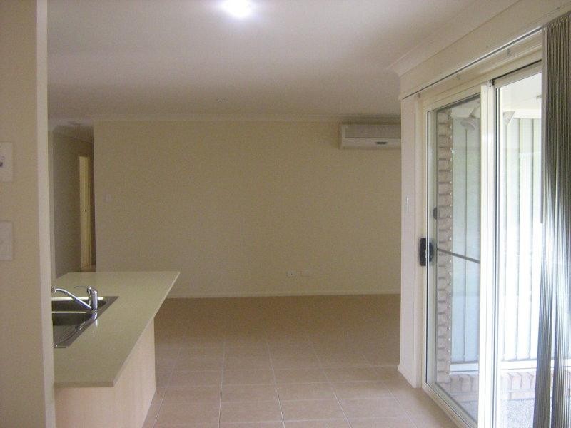 40 Chetwynd  St, Redbank Plains QLD 4301