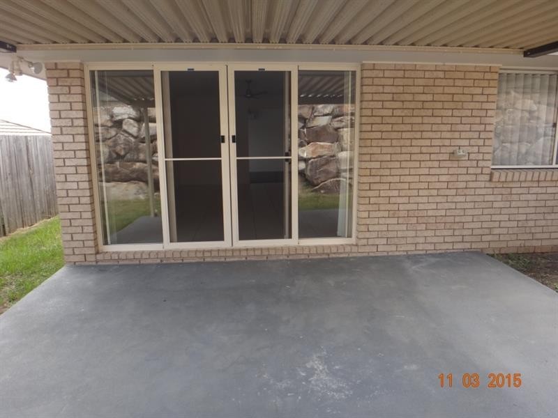 8 Casement   Ct, Collingwood Park QLD 4301