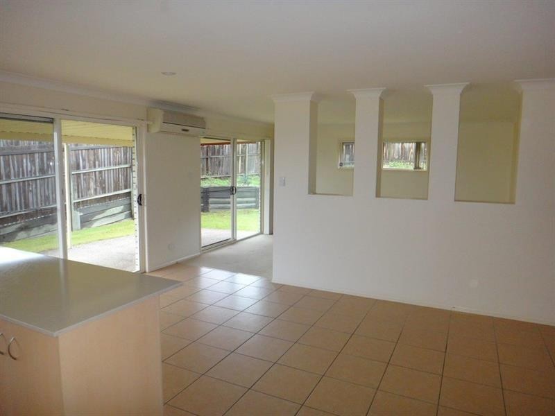 42 Chetwynd Street St, Redbank Plains QLD 4301 MPM Property Leased