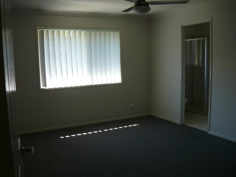 46 Knight St, Redbank Plains QLD 4301