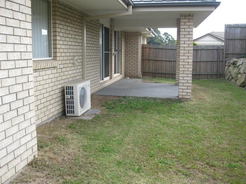 46 Knight St, Redbank Plains QLD 4301
