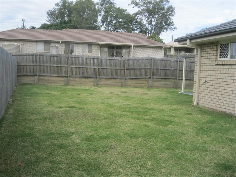 16 Neumann  Pl, Leichhardt QLD 4305