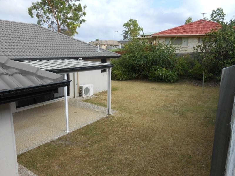 18 John Bell  Ct, Goodna QLD 4300