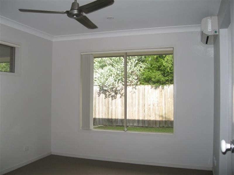 31 Scottsdale St, Raceview QLD 4305