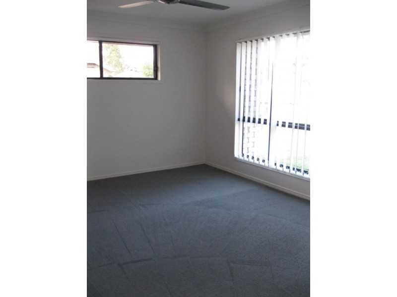 74 McCorry Dr, Collingwood Park QLD 4301