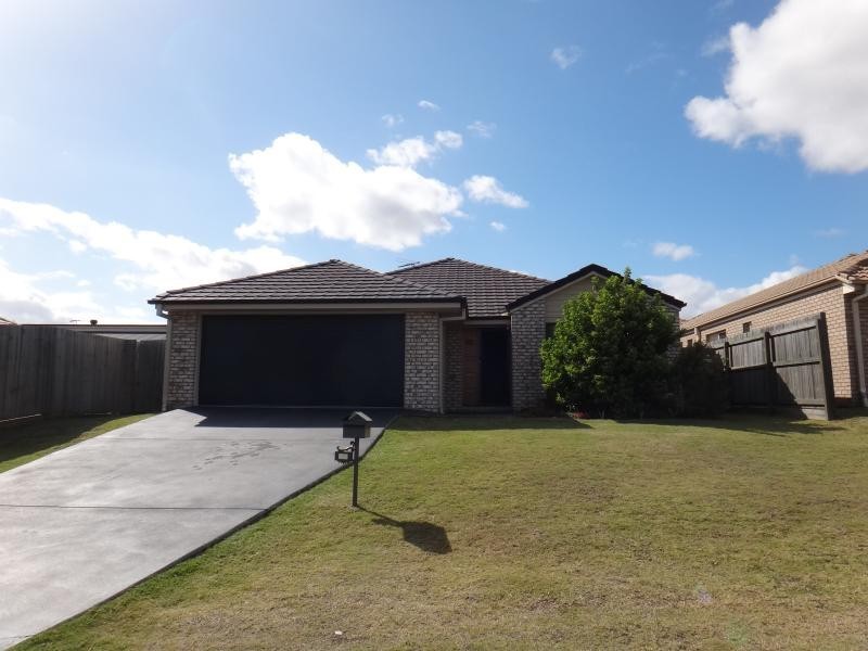 33 Dornoch  Cres, Raceview QLD 4305