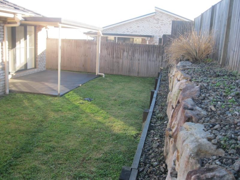 33 Dornoch  Cres, Raceview QLD 4305